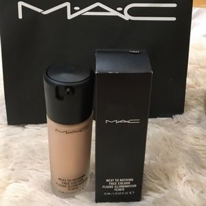 NWT Mac Next to Nothing Face Colour Light